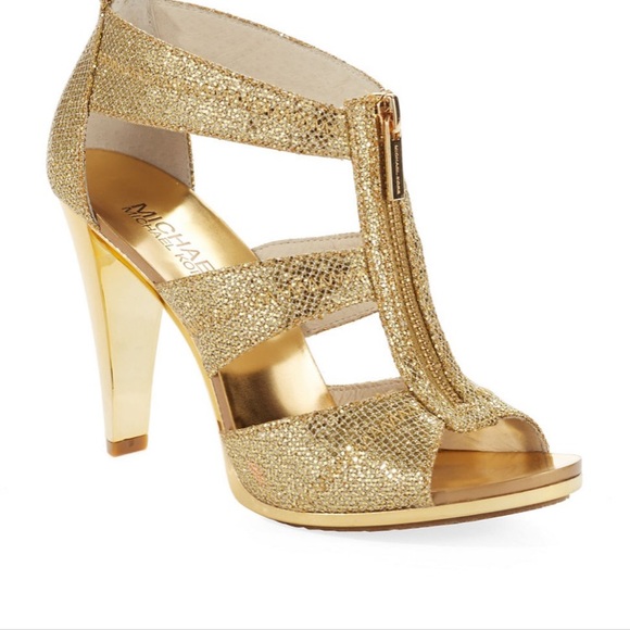 Michael Kors Shoes - Michael Kohl’s Berkeley T-strap in gold glitter
